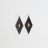 Pendientes Antti Negro