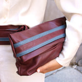 Cartera Strap Burdeos